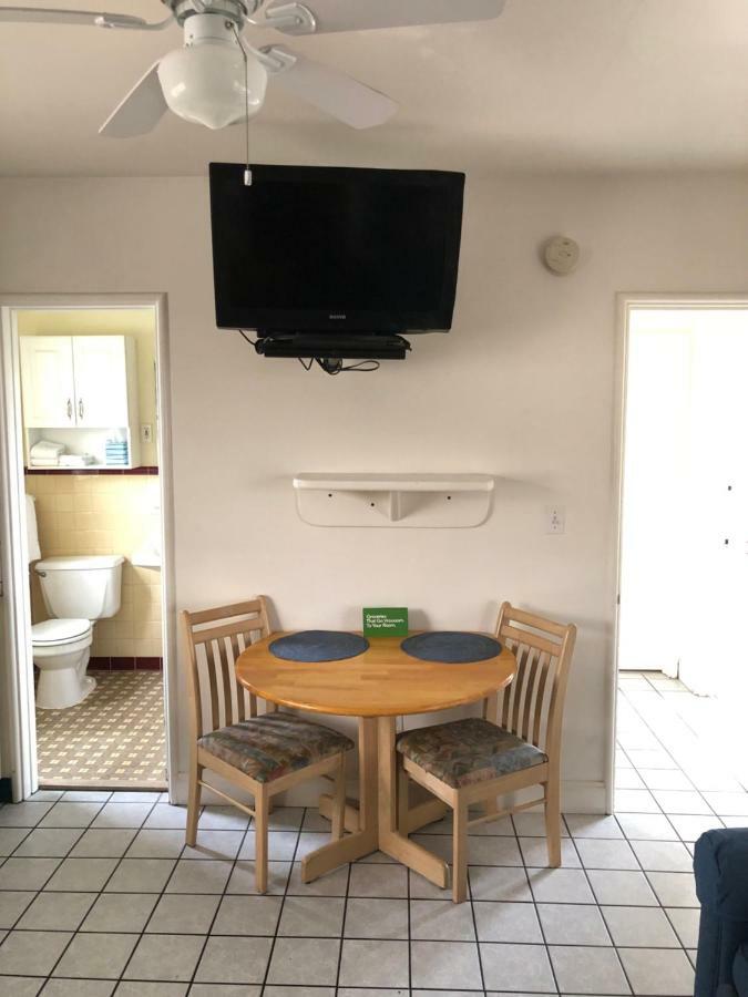 Arvilla Resort St. Pete Beach Exterior foto